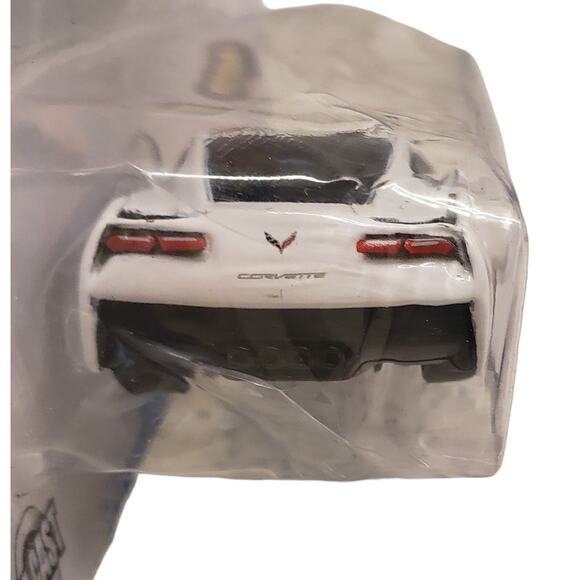 Corvette Metal Die Cast Car Maisto Fresh Metal 100 Collection Speed & Sport 2208 - Picture 3 of 8